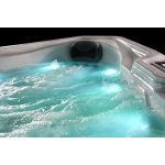 76 – Jet Acrylic Square Hot Tub with Ozonator - Image 11
