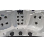 76 – Jet Acrylic Square Hot Tub with Ozonator - Image 9