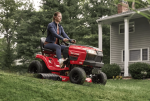 Craftsman T150 Gas Lawn Tractor | 46-in | 540cc | 19HP Briggs and Stratton Engine | Turn Tight Technology | In-Store Exclusive - Image 8