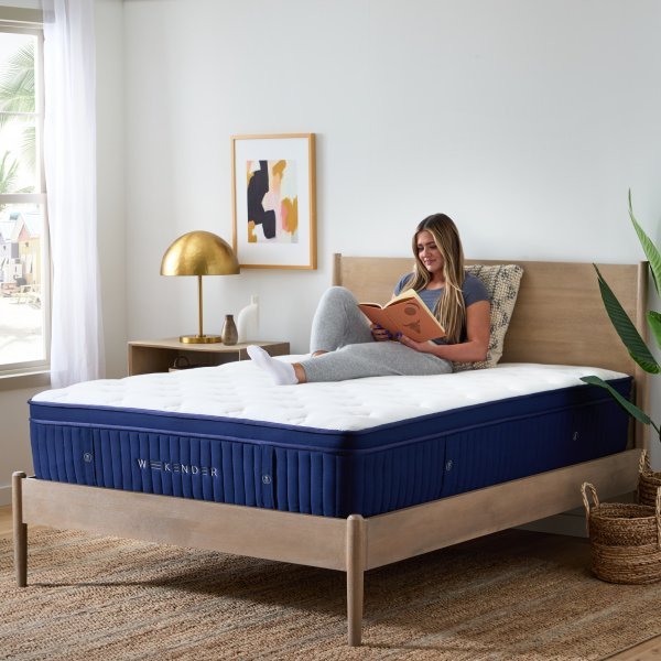 weekender-13-euro-top-hybrid-mattress-plush-comfort-support-mattress-in-a-box-2392386 Weekender 13" Euro Top Hybrid Mattress - Plush Comfort & Support Mattress-in-a-Box - Image 1